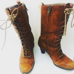 Ugg Australia Brown Lace Up Leather Camille Boots